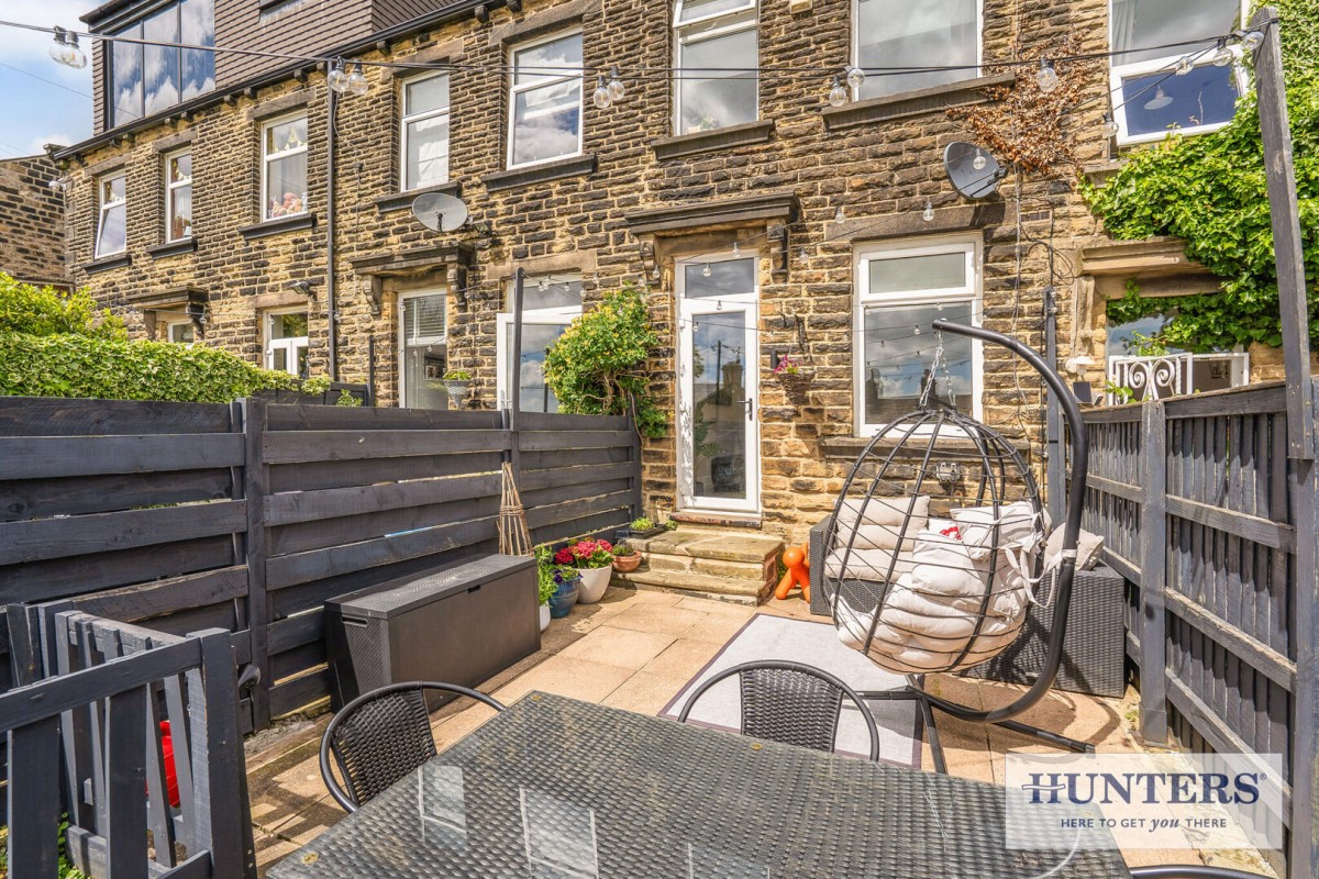 Town Street, Rawdon, Leeds