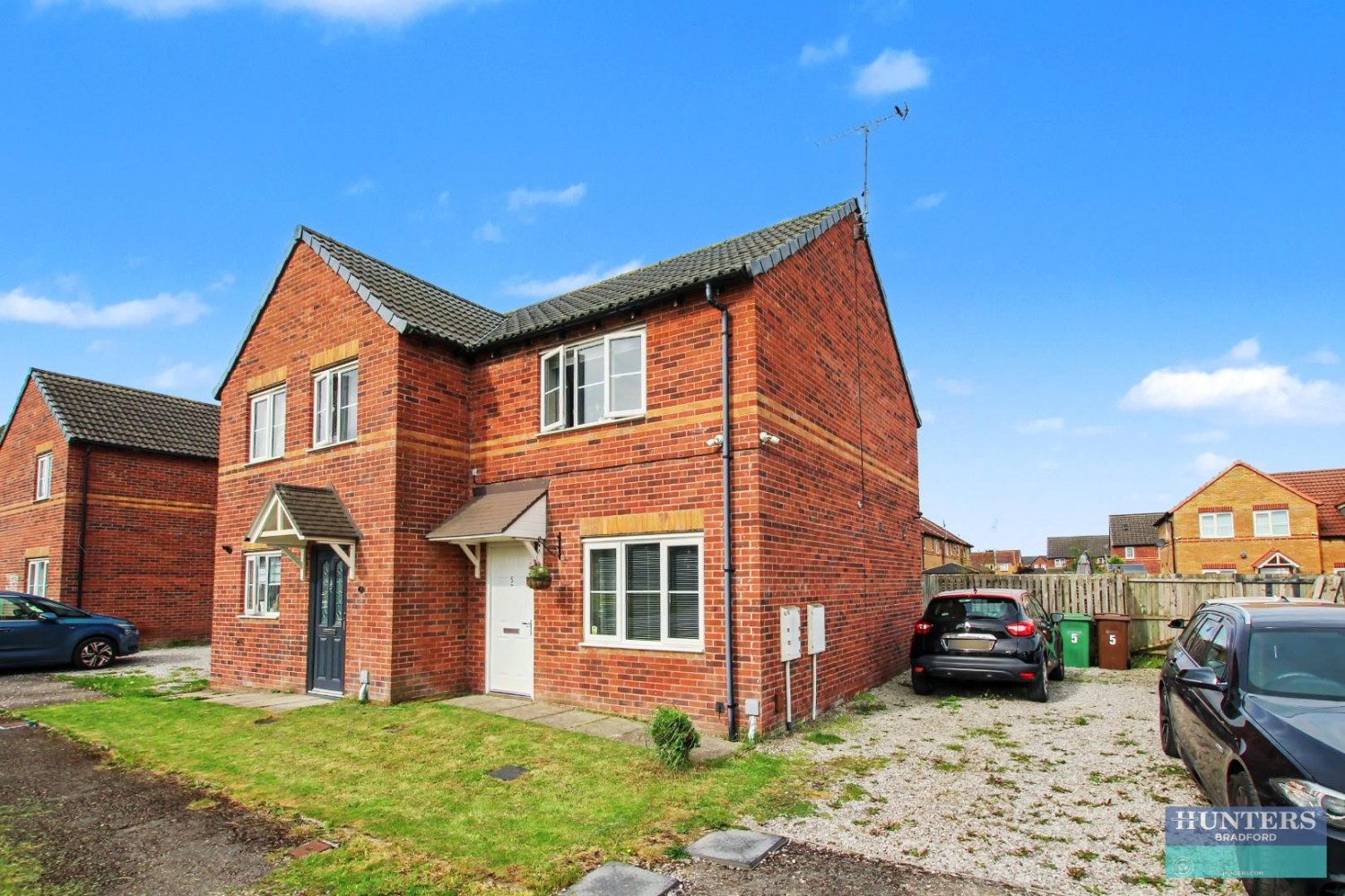 Saxton Place Bradford, BD4 0FB