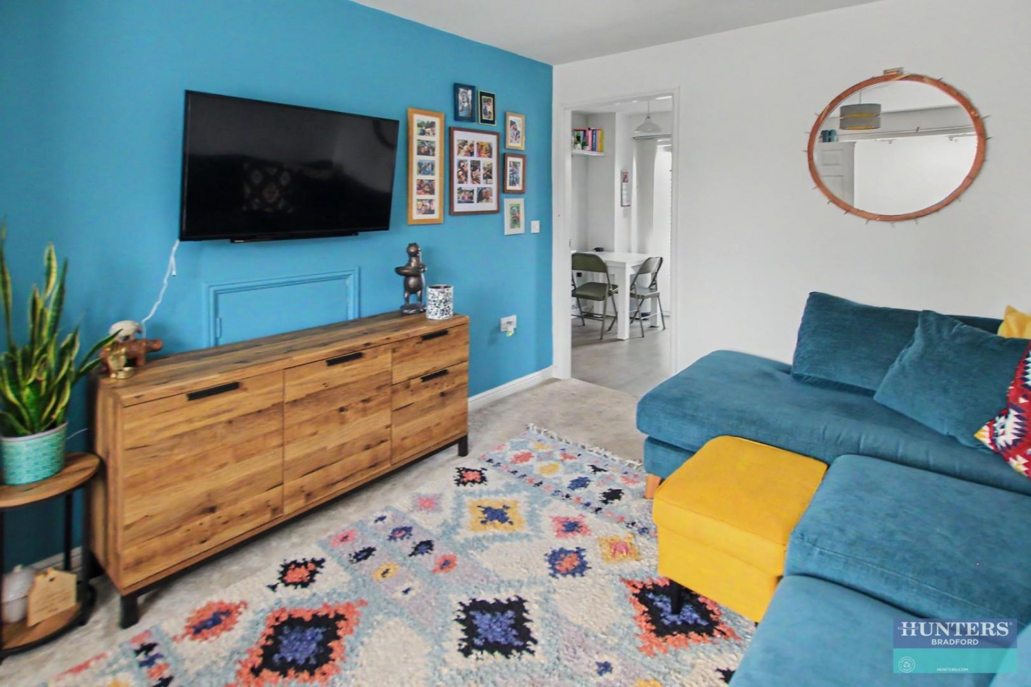 Saxton Place Bradford, BD4 0FB