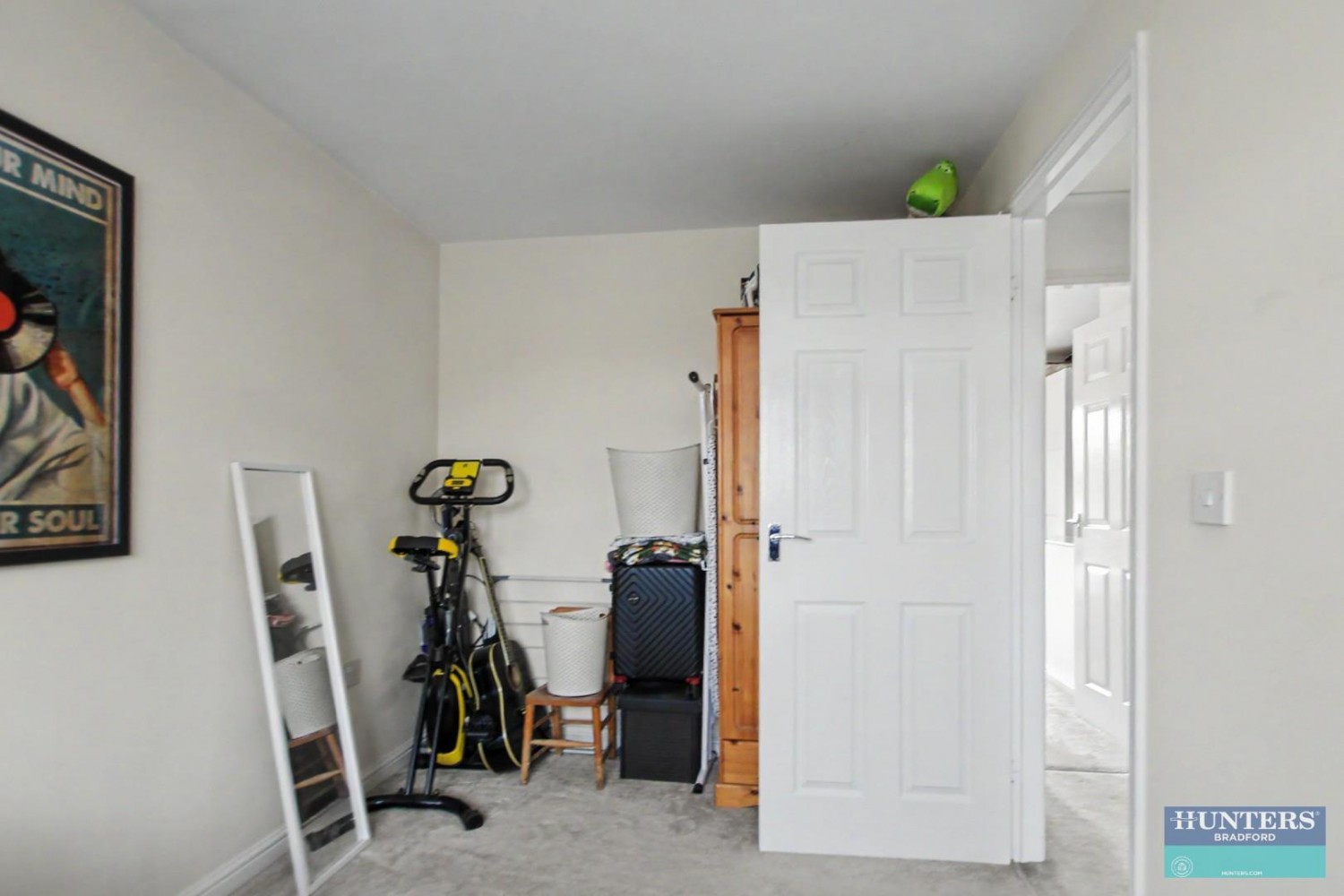 Saxton Place Bradford, BD4 0FB