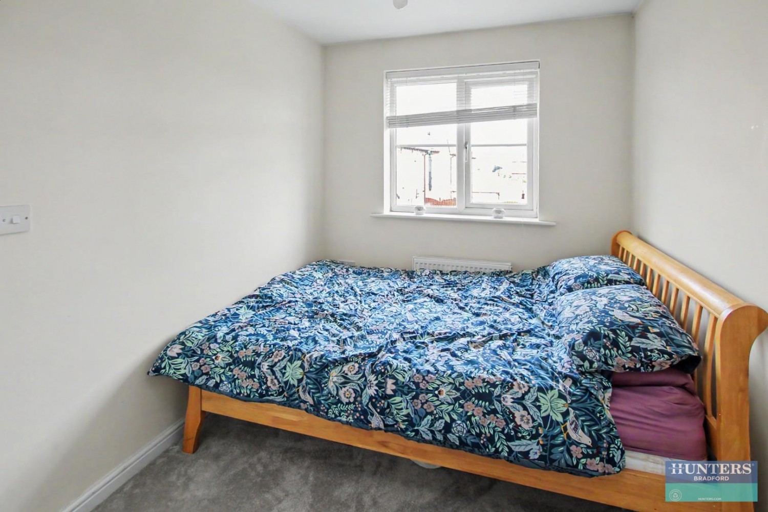 Saxton Place Bradford, BD4 0FB
