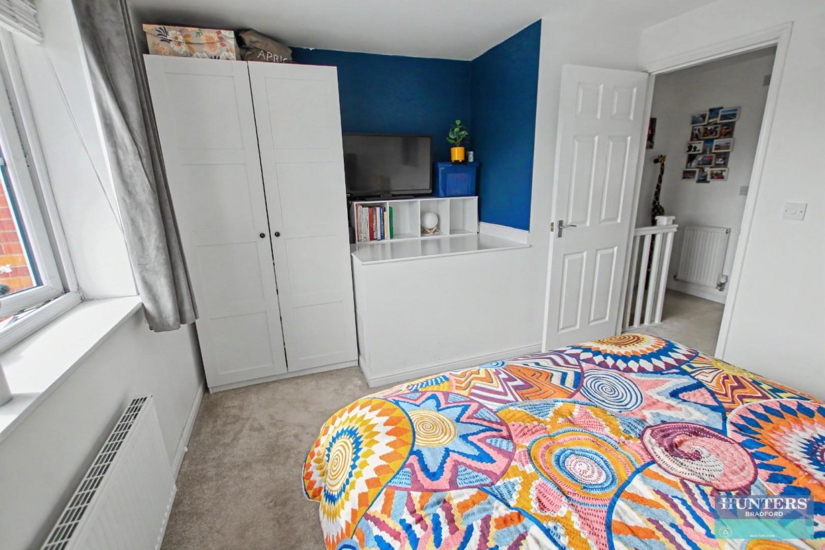Saxton Place Bradford, BD4 0FB