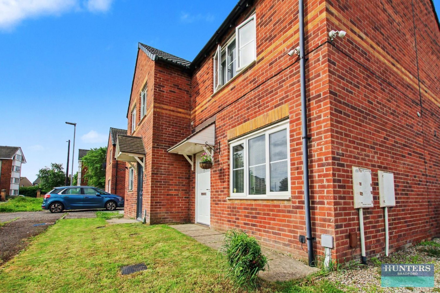 Saxton Place Bradford, BD4 0FB
