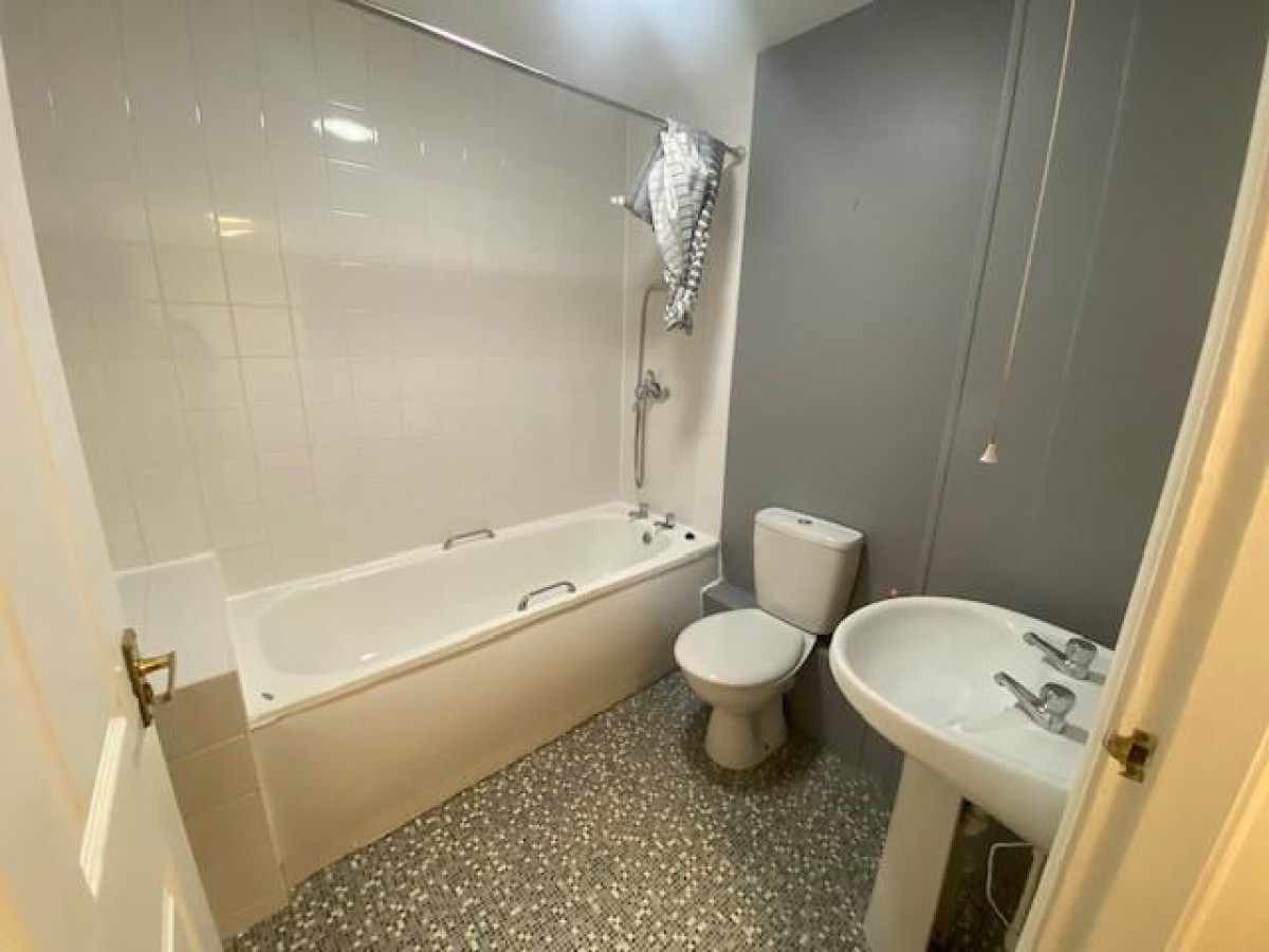 Station Road, Little Sutton, Ellesmere Port, CH66 1NY