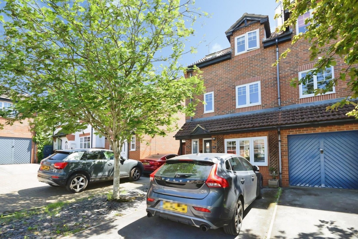 St Annes Close, St. George, Bristol BS5 8DQ