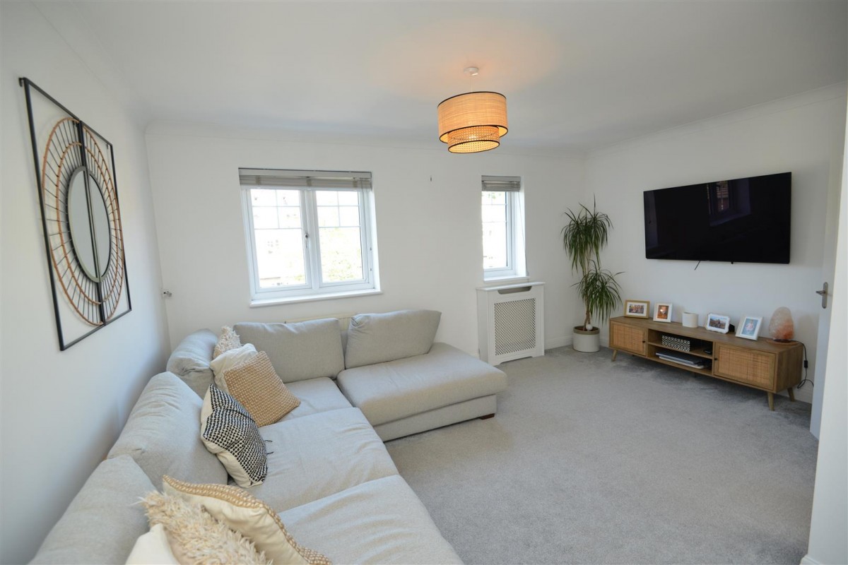 St Annes Close, St. George, Bristol BS5 8DQ