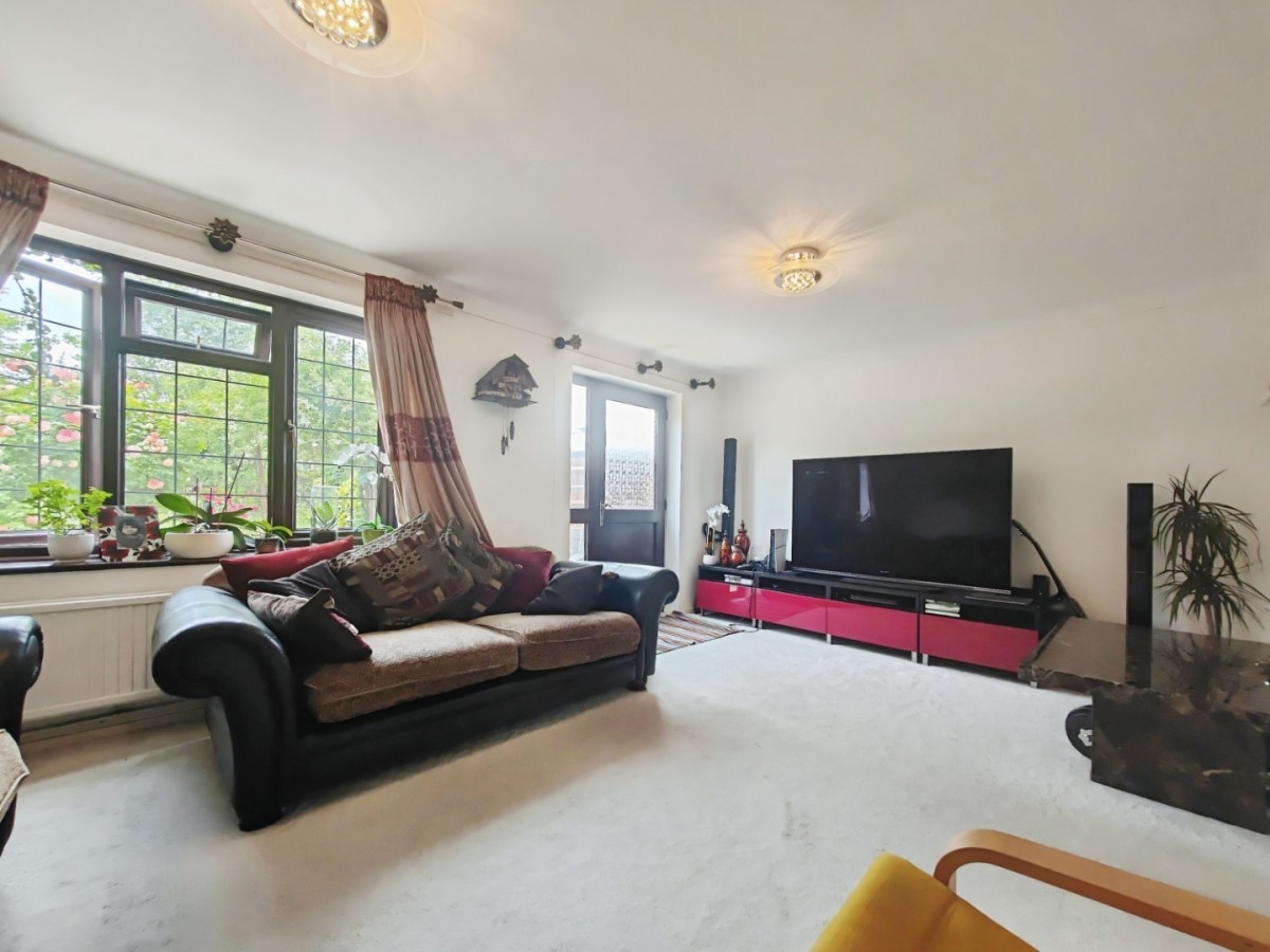 Blenheim Close, Wokingham