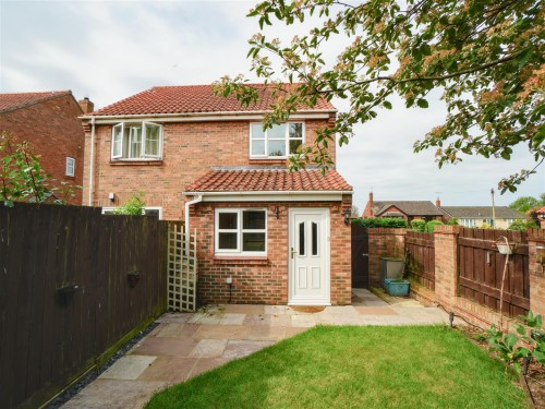 Moorfields, West Moor Lane, Raskelf, York, YO61 3UZ
