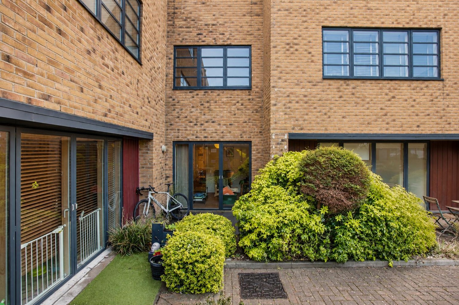 Mildmay Avenue, London, N1