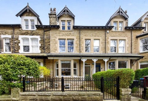 West End Avenue, Harrogate