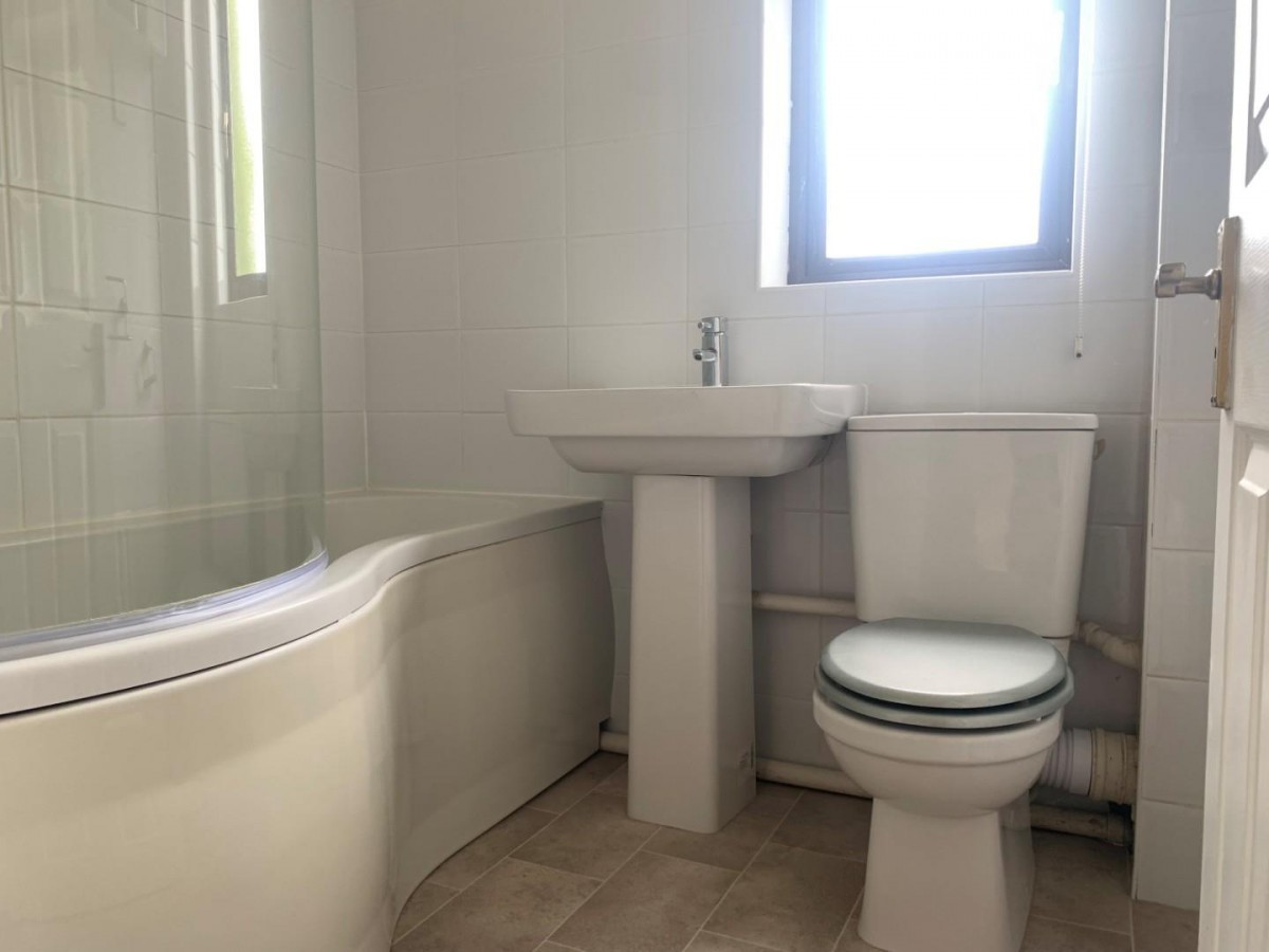Pilgrims View, Greenhithe, Kent, DA9 9QB