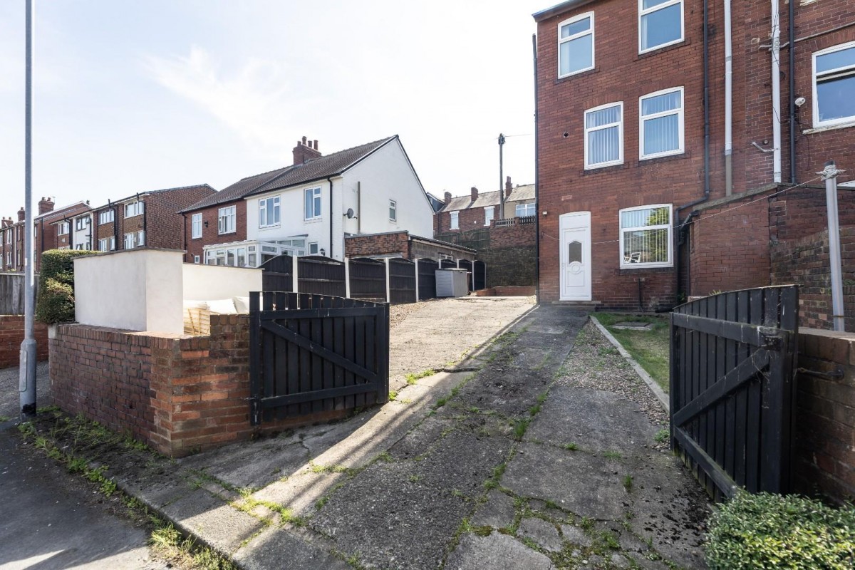 Churchfield Lane, Castleford