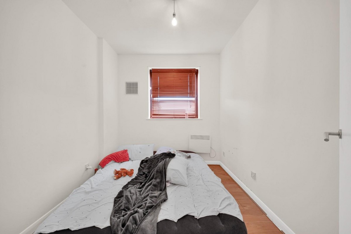 Essex Road, Chadwell Heath, RM6