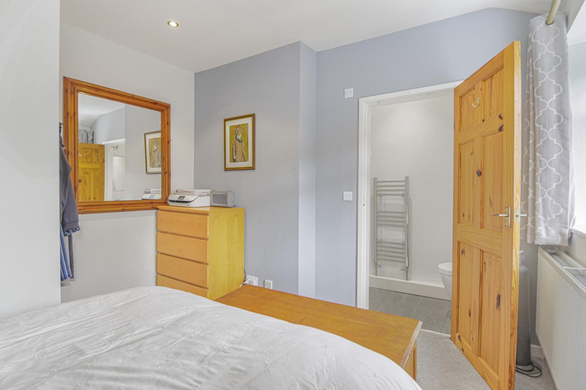 Apperley Lane, Rawdon, Leeds