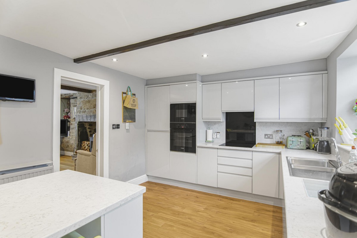Apperley Lane, Rawdon, Leeds