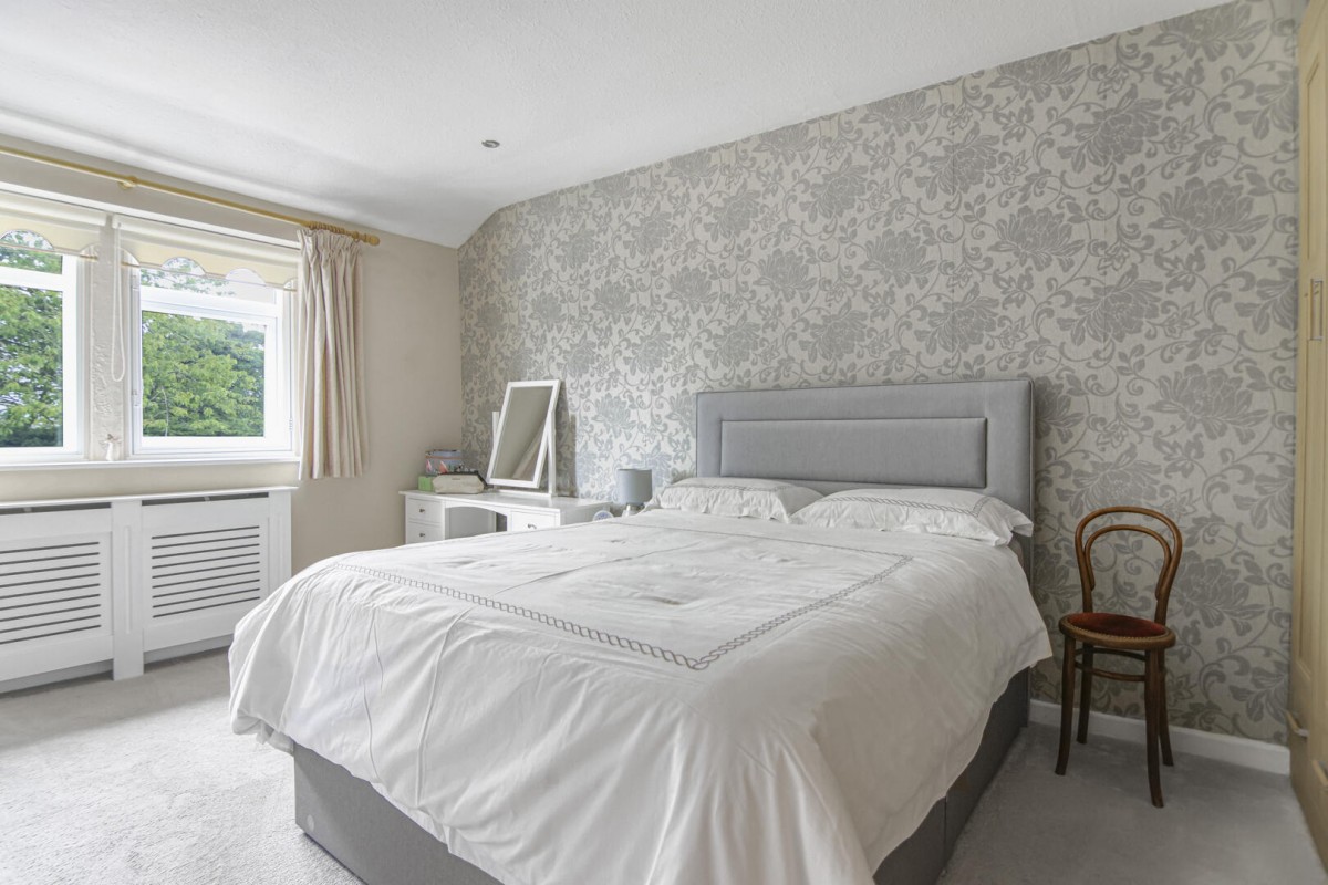 Apperley Lane, Rawdon, Leeds