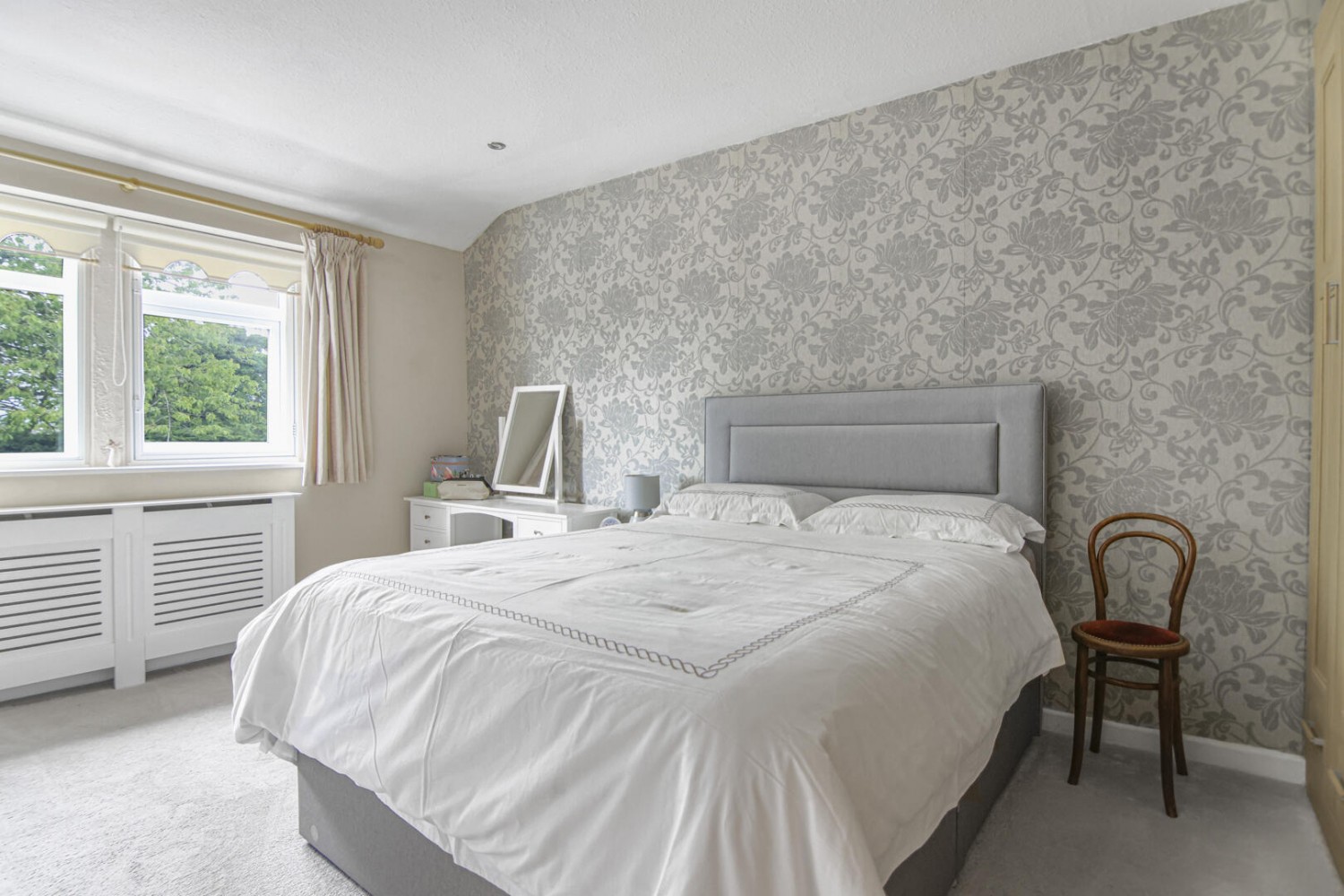 Apperley Lane, Rawdon, Leeds
