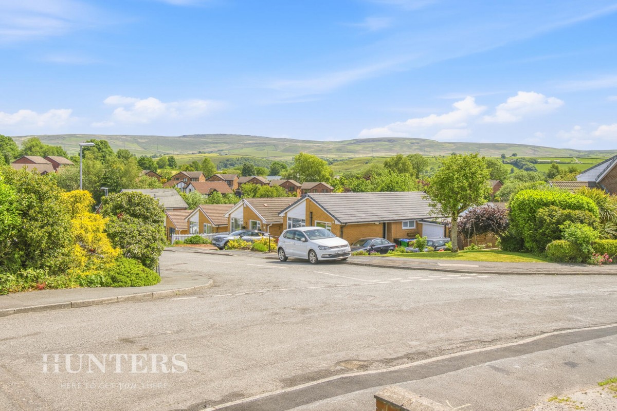 Laburnum Way, Littleborough OL15 8RL