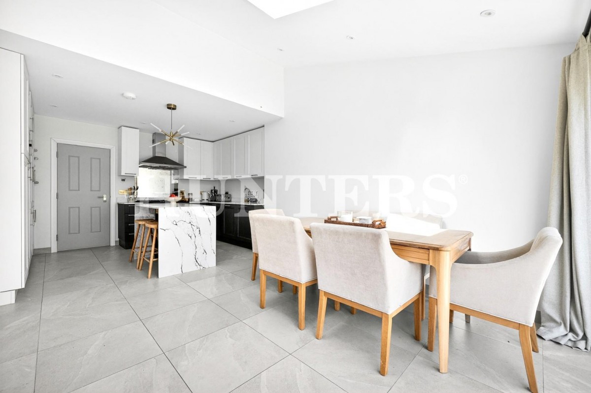 Teynton Terrace, London, N17