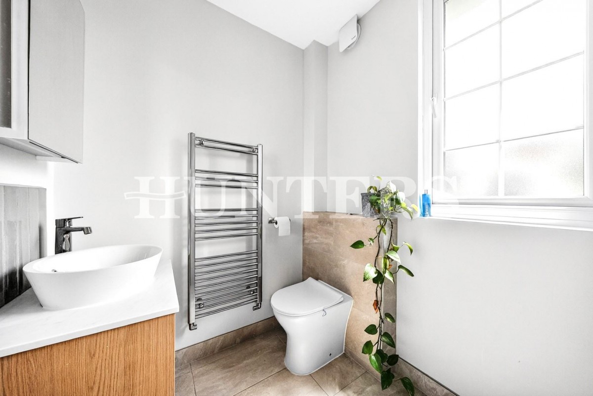 Teynton Terrace, London, N17