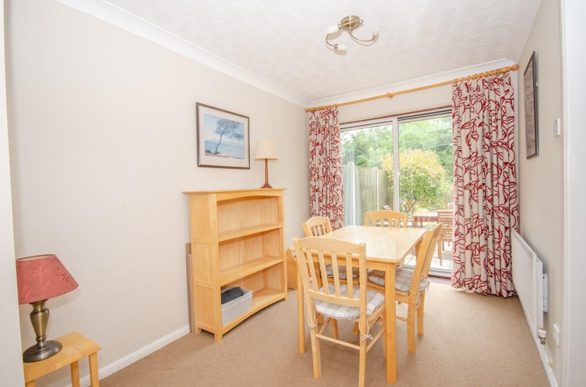Bromfield Walk, Emersons Green, Bristol, BS16 7AW