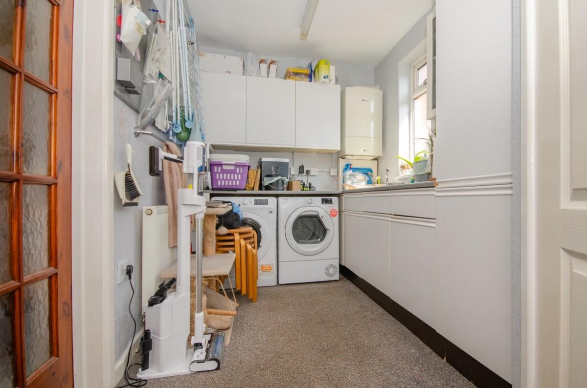 Badminton Road, Winterbourne, Bristol, BS36 1AH