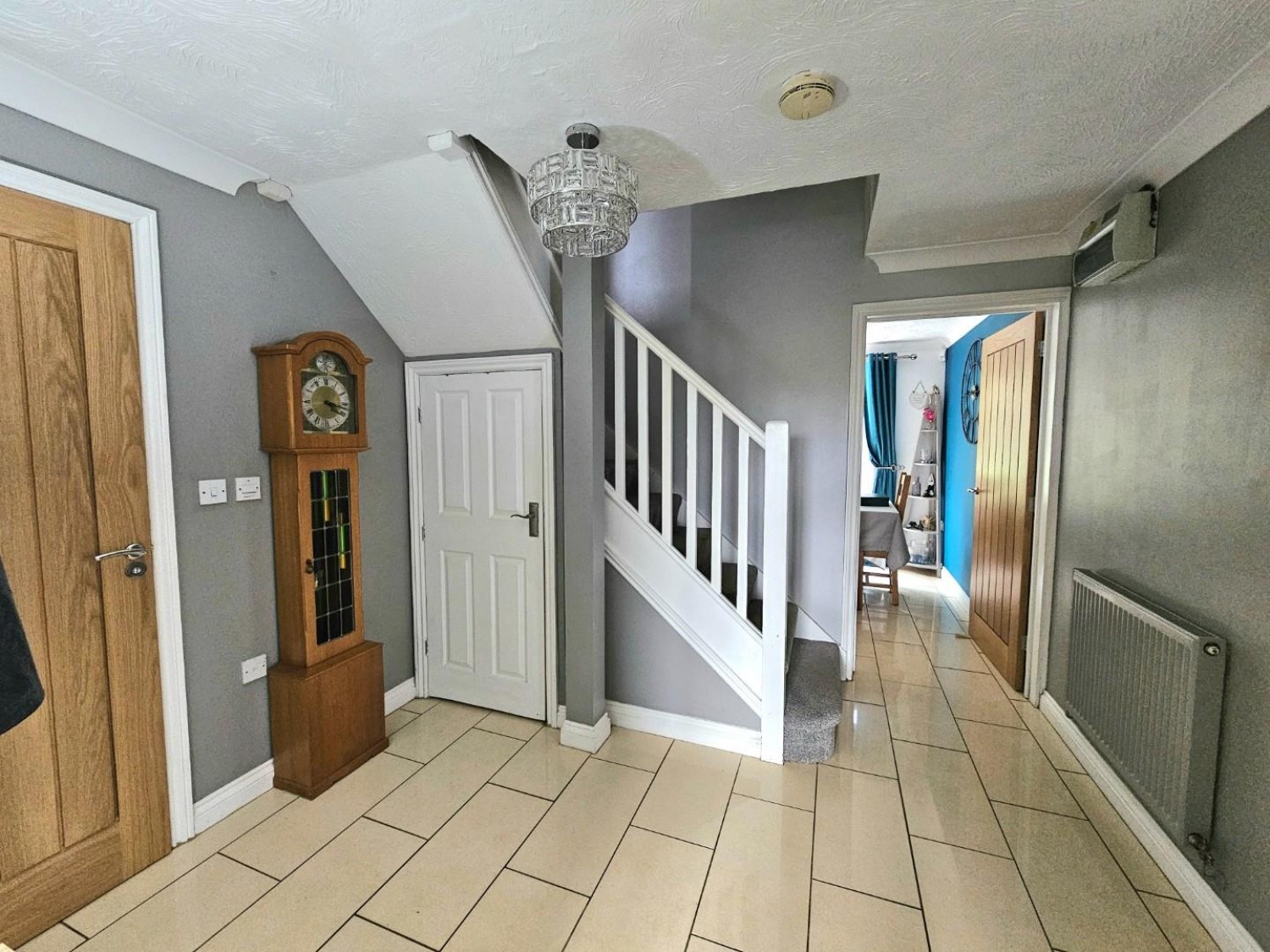 Manor Avenue, Cam, Dursley
