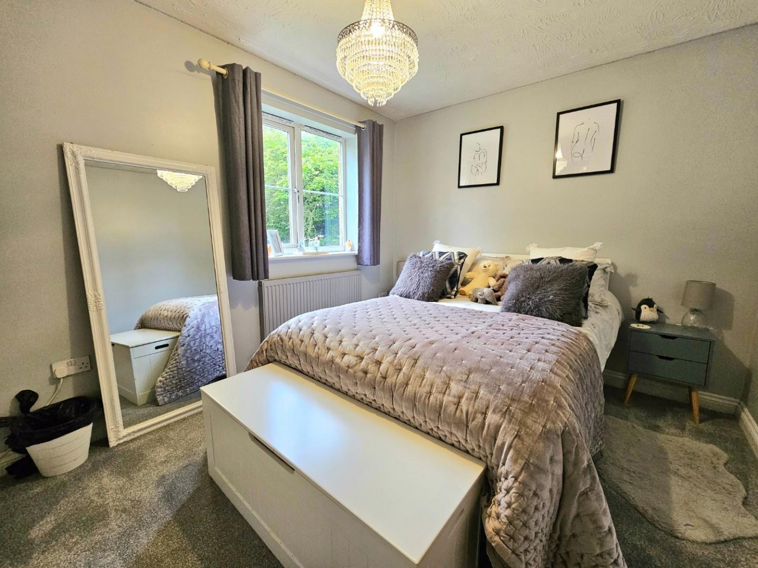 Manor Avenue, Cam, Dursley