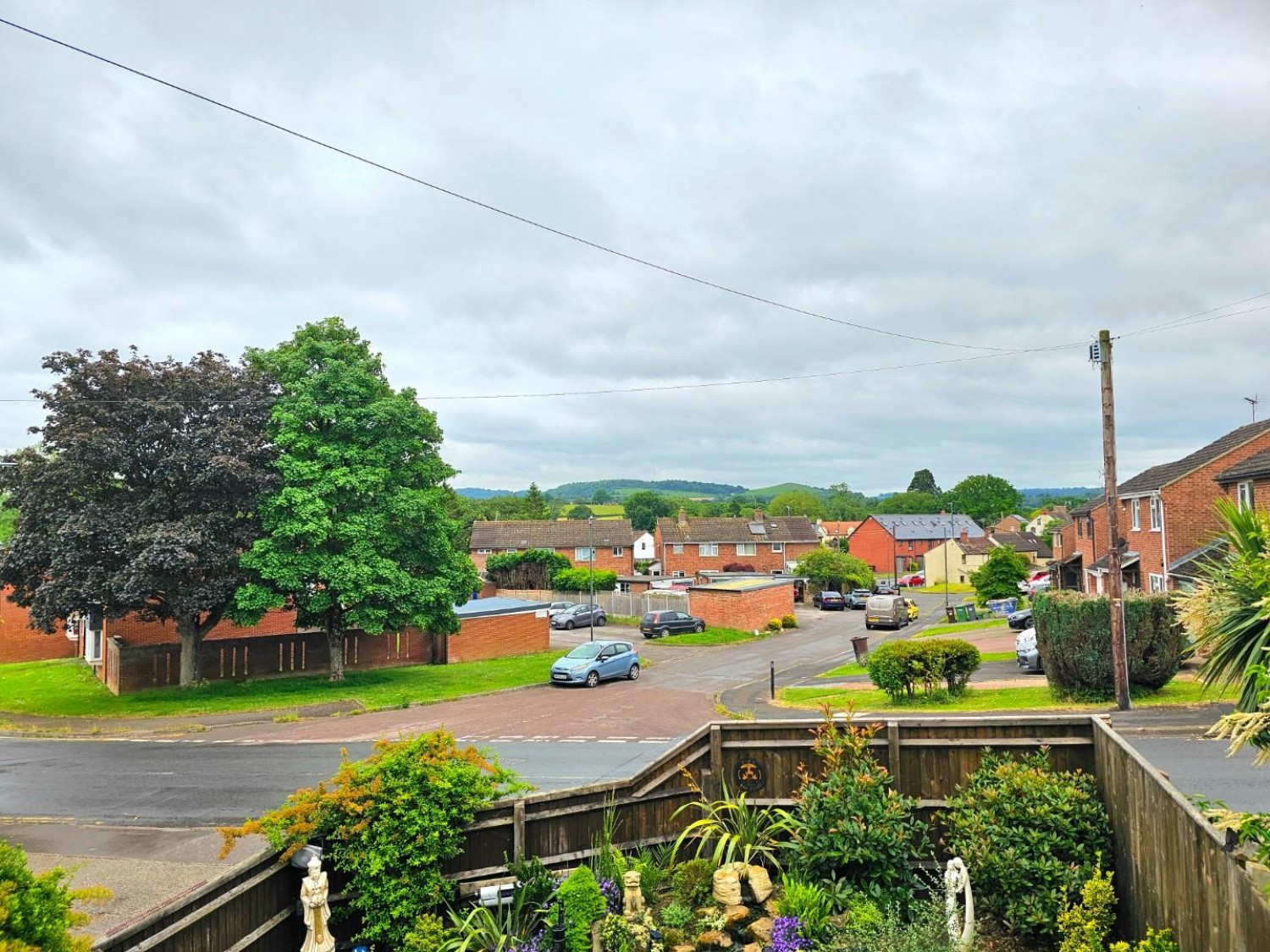 Manor Avenue, Cam, Dursley
