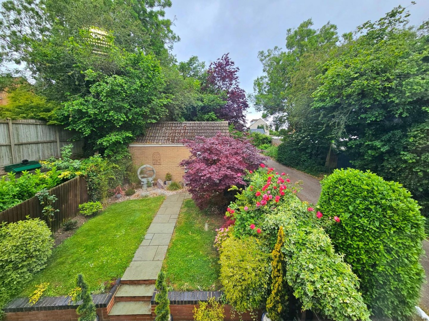 Manor Avenue, Cam, Dursley