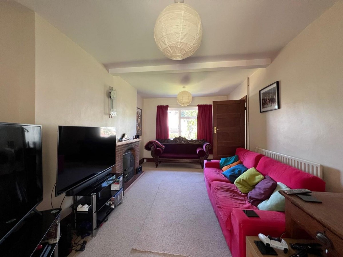 Cambridge Avenue, Dursley GL11
