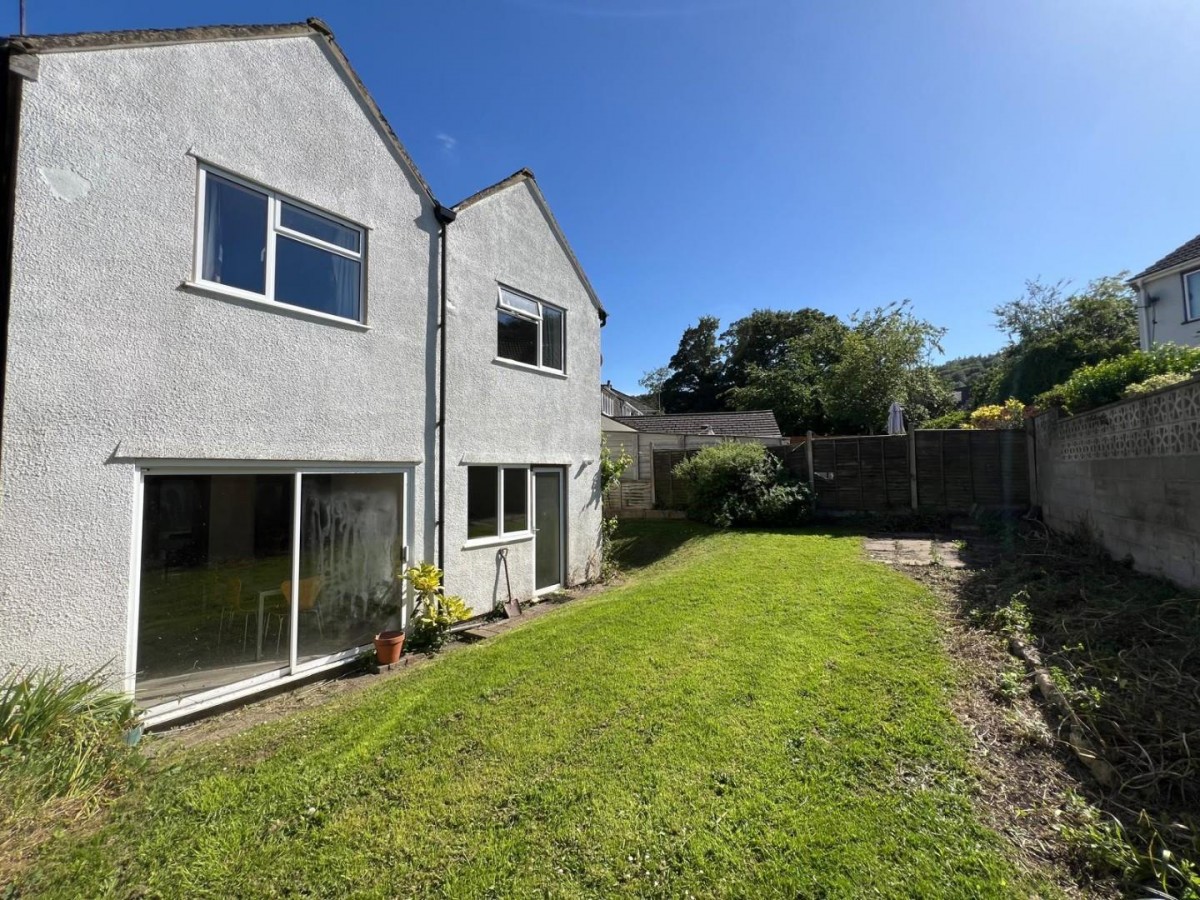 Cambridge Avenue, Dursley GL11