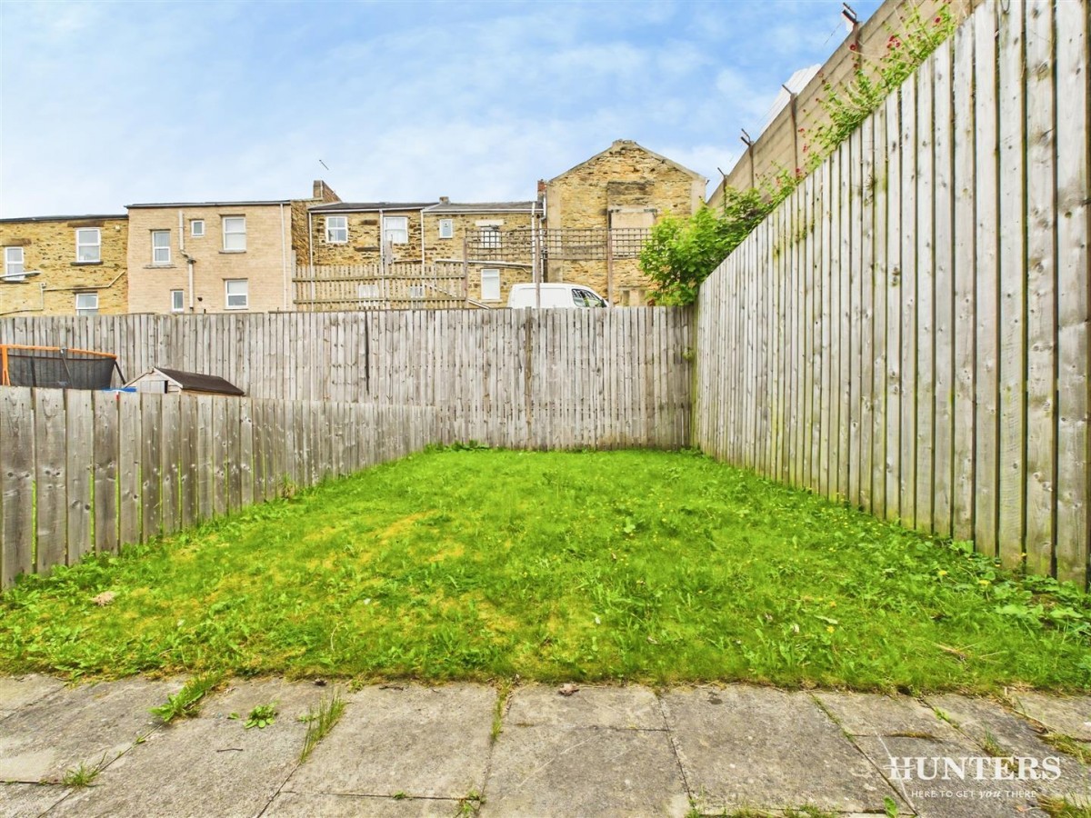 West Row, Consett
