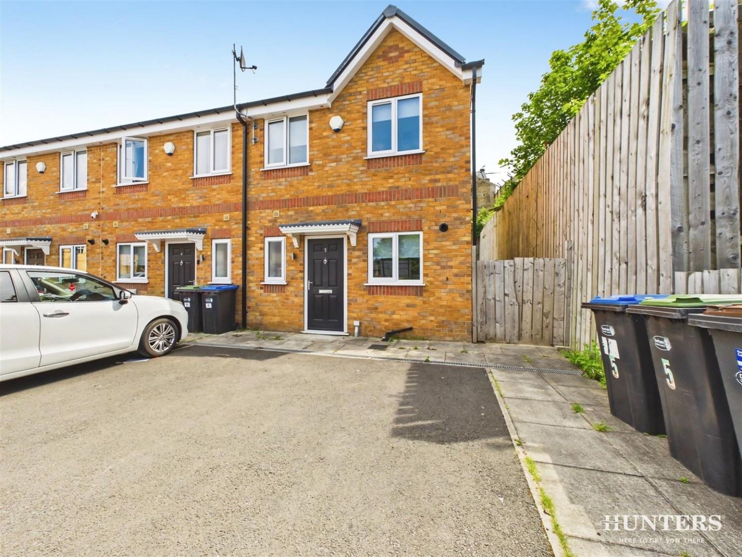West Row, Consett