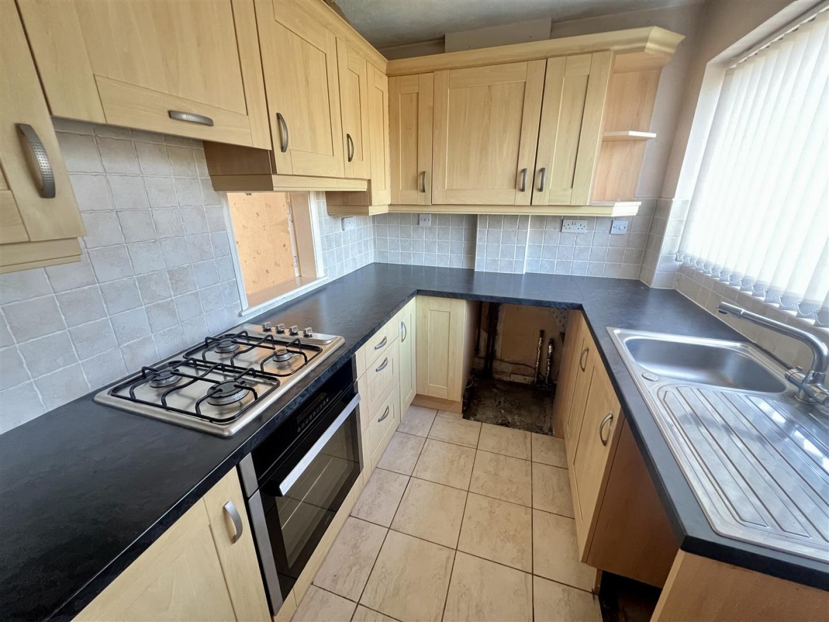Oakleigh Walk, Kingswinford, DY6 7HB