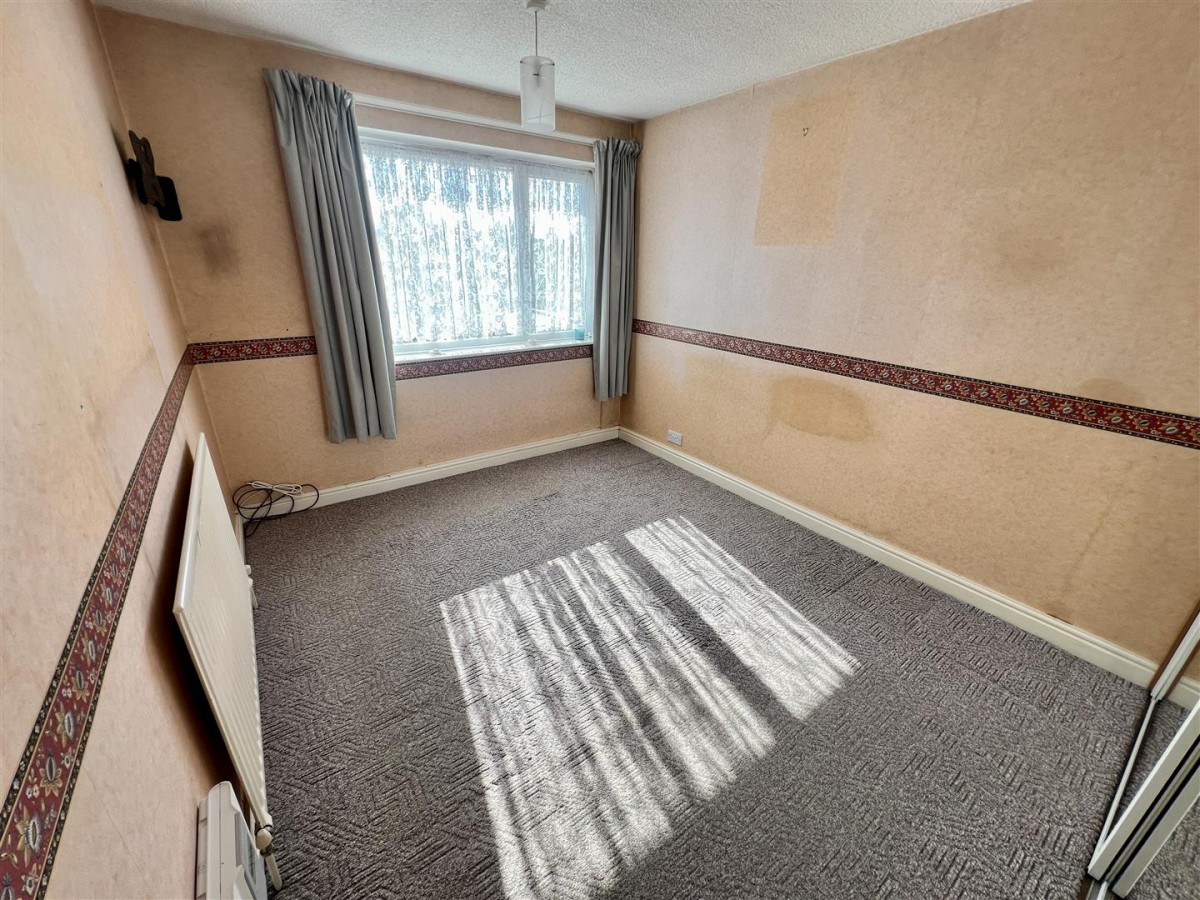 Oakleigh Walk, Kingswinford, DY6 7HB
