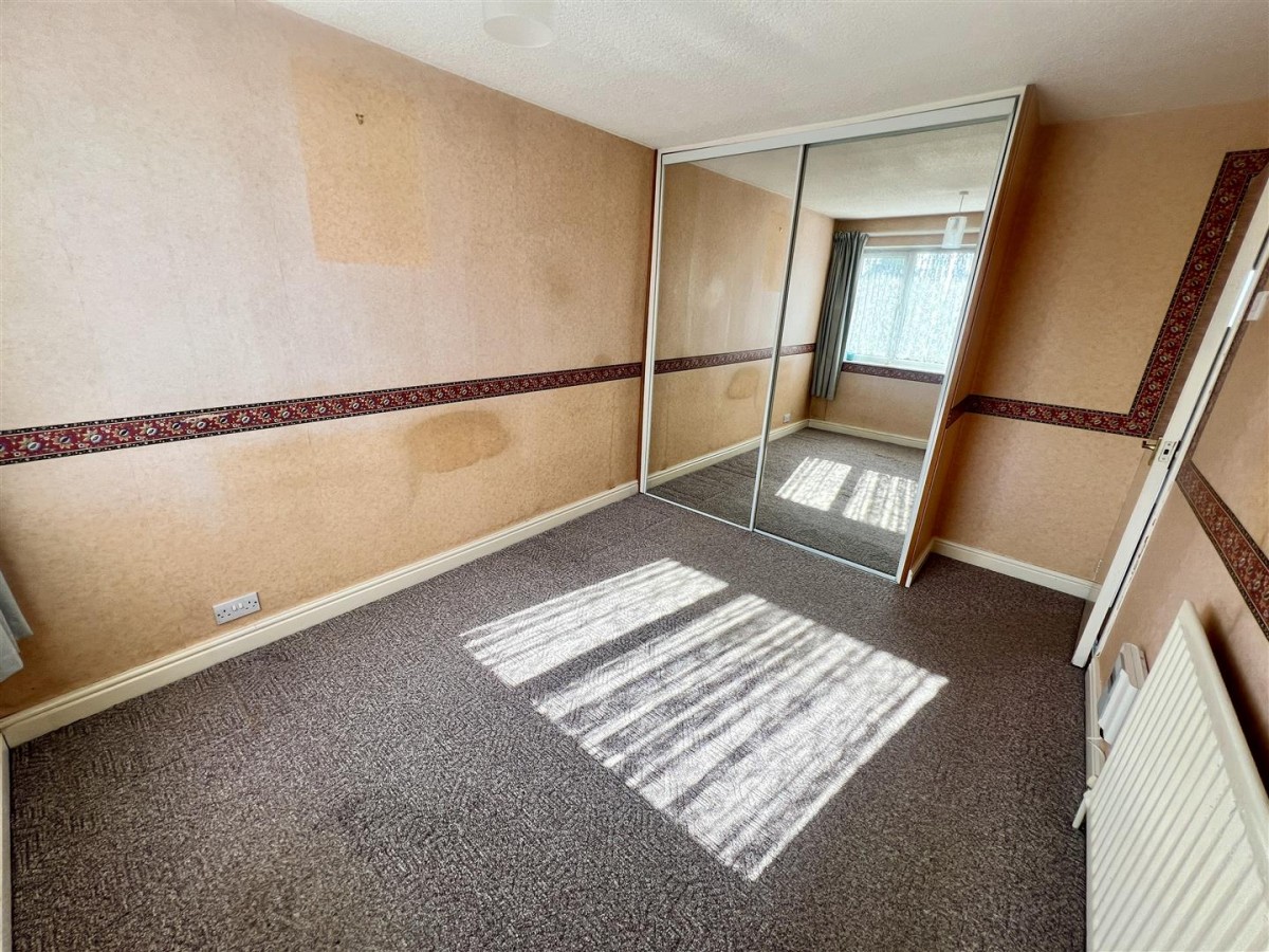 Oakleigh Walk, Kingswinford, DY6 7HB