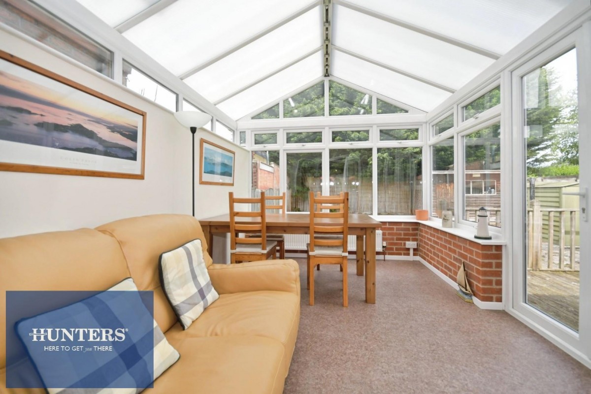 Tapton View Road, Stonegravels, Chesterfield, S41 7JU