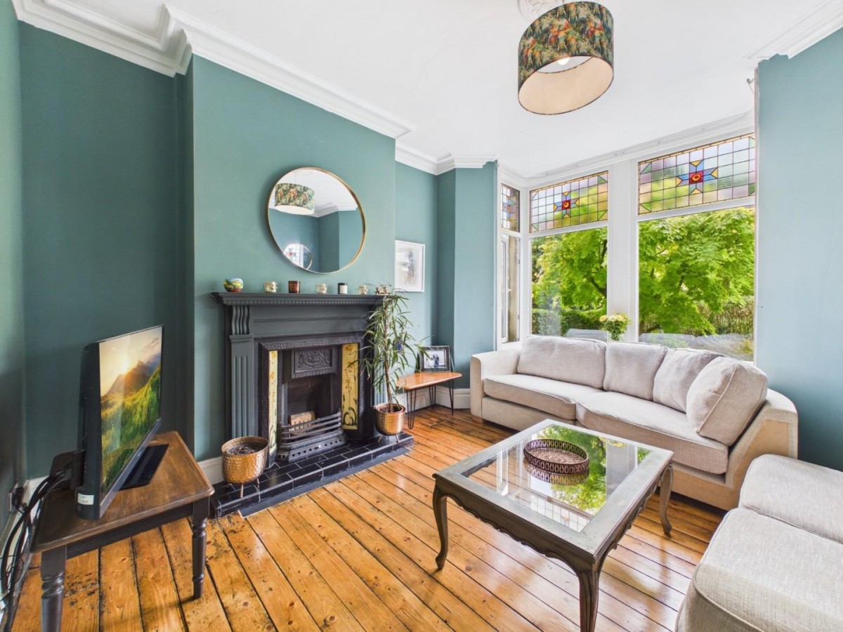 Priestthorpe Road, Bingley, BD16 4LL