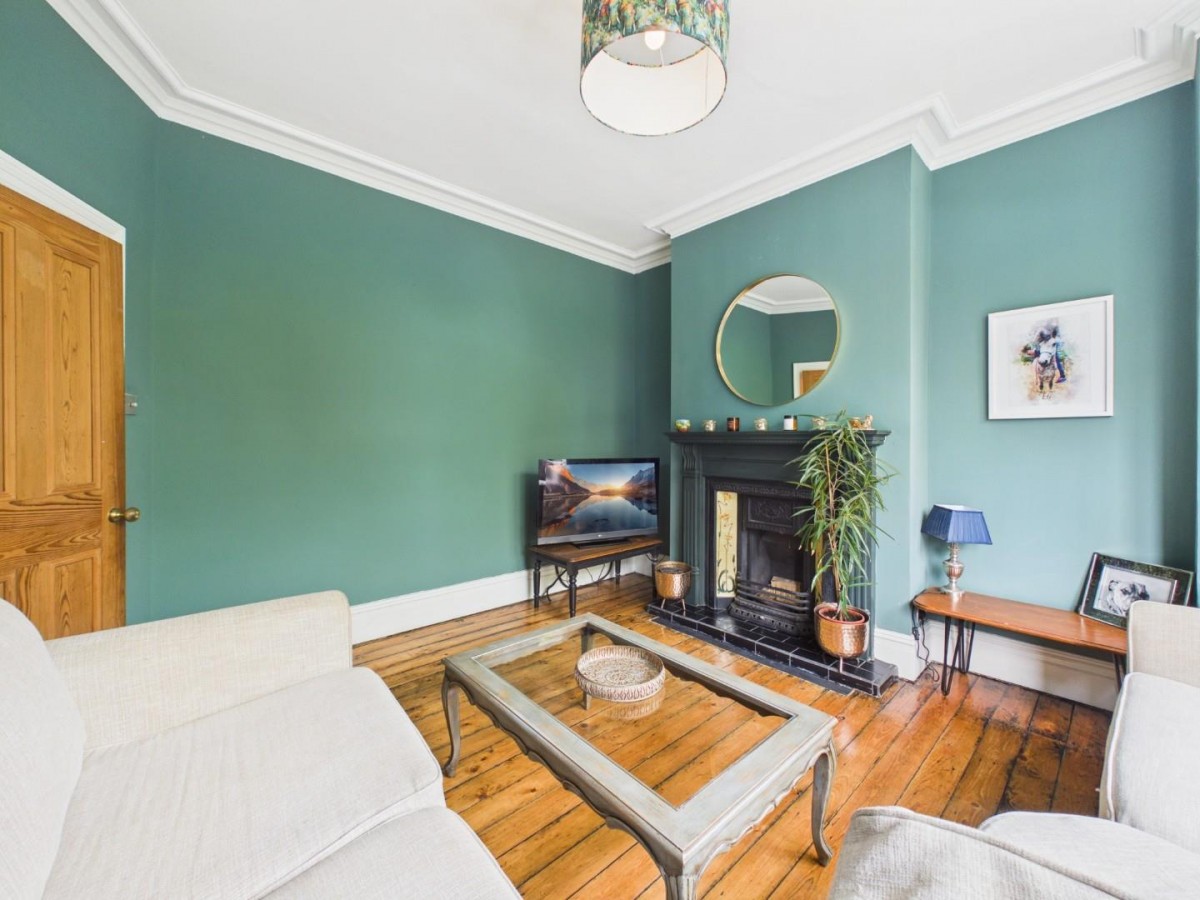 Priestthorpe Road, Bingley, BD16 4LL