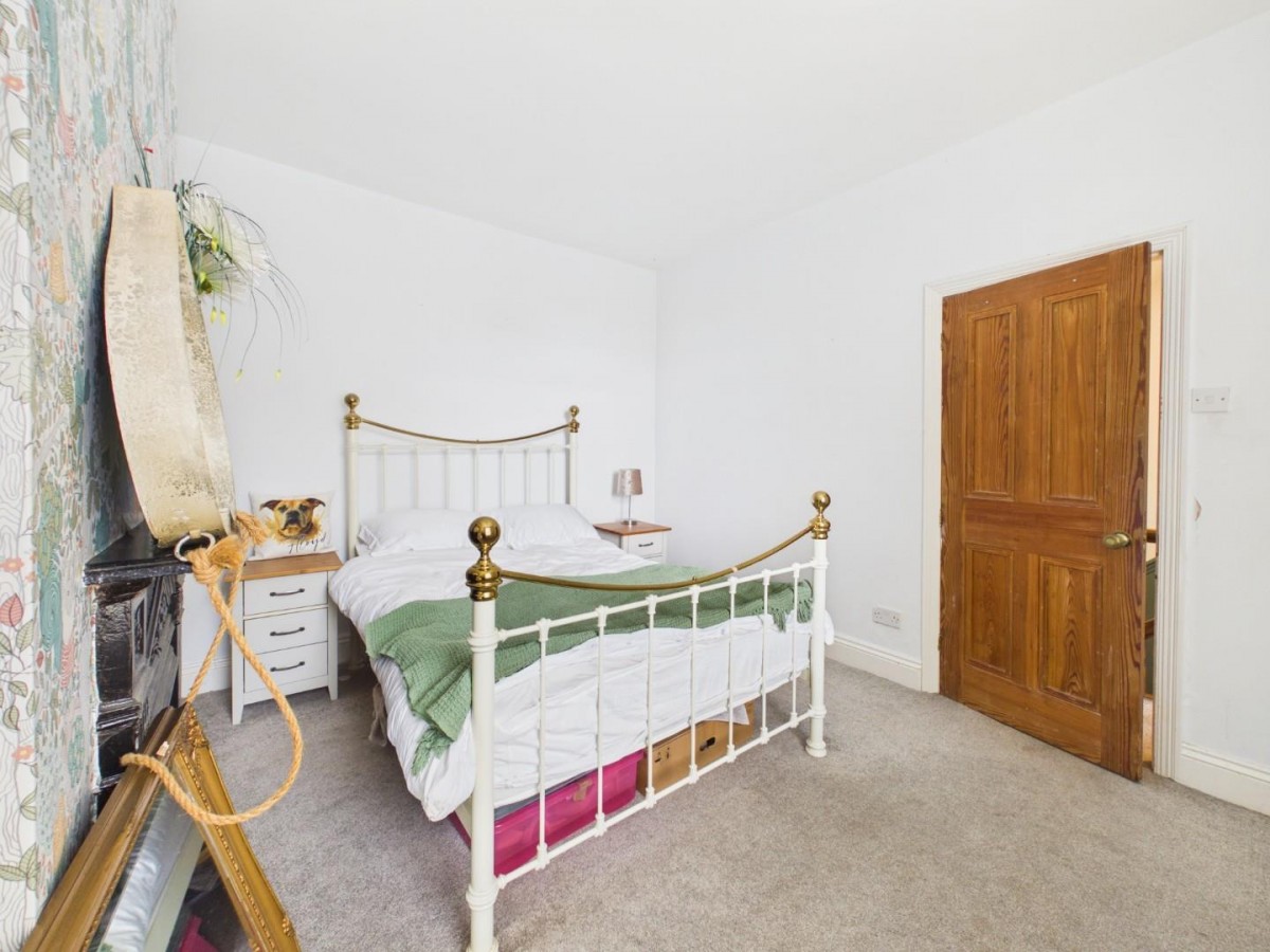 Priestthorpe Road, Bingley, BD16 4LL