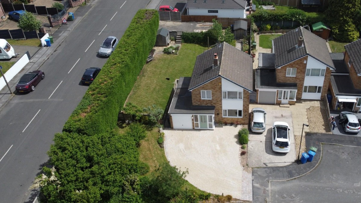Lydford Avenue, Old Whittington, Chesterfield, S41 9HR