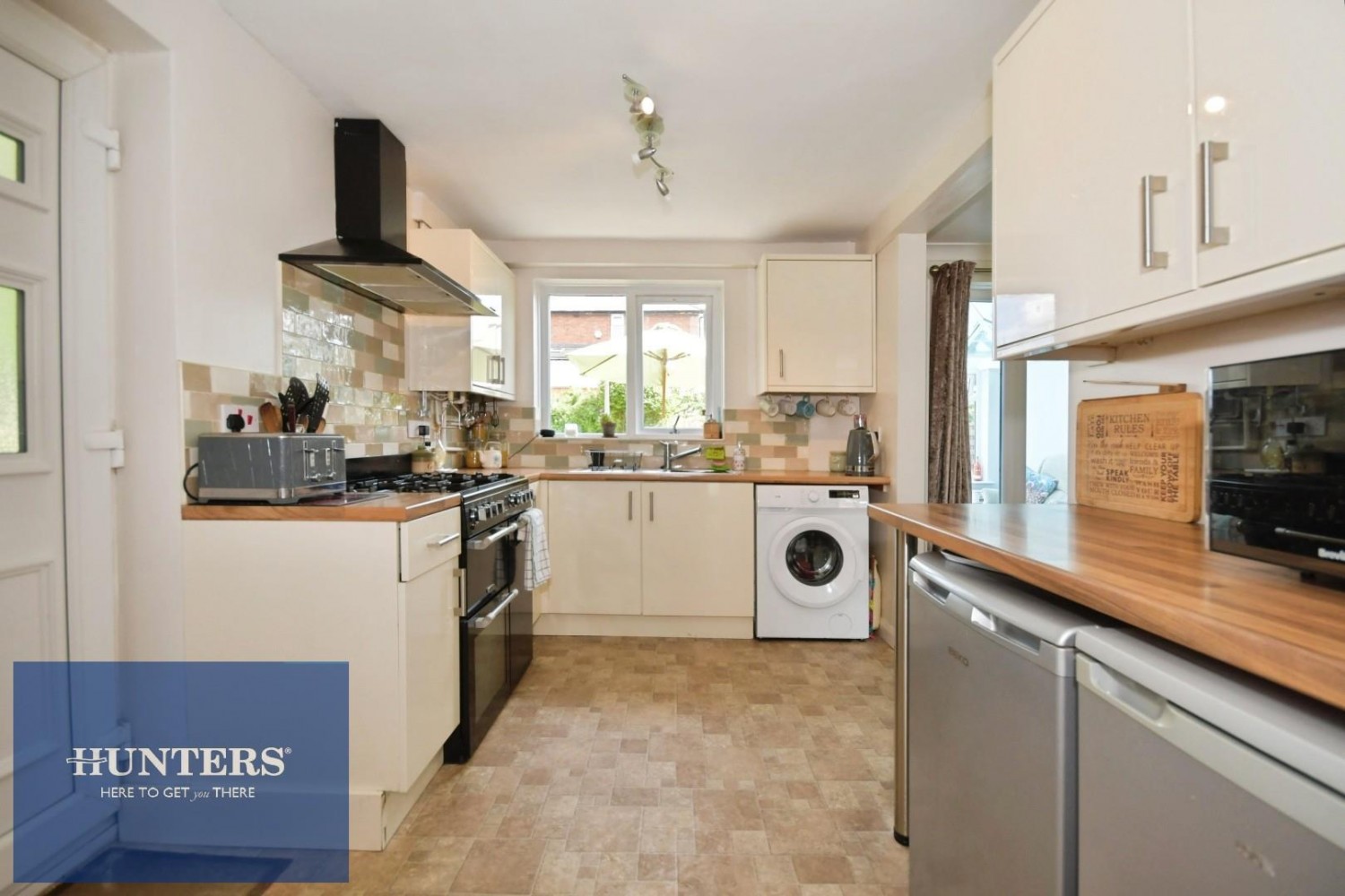 Lydford Avenue, Old Whittington, Chesterfield, S41 9HR