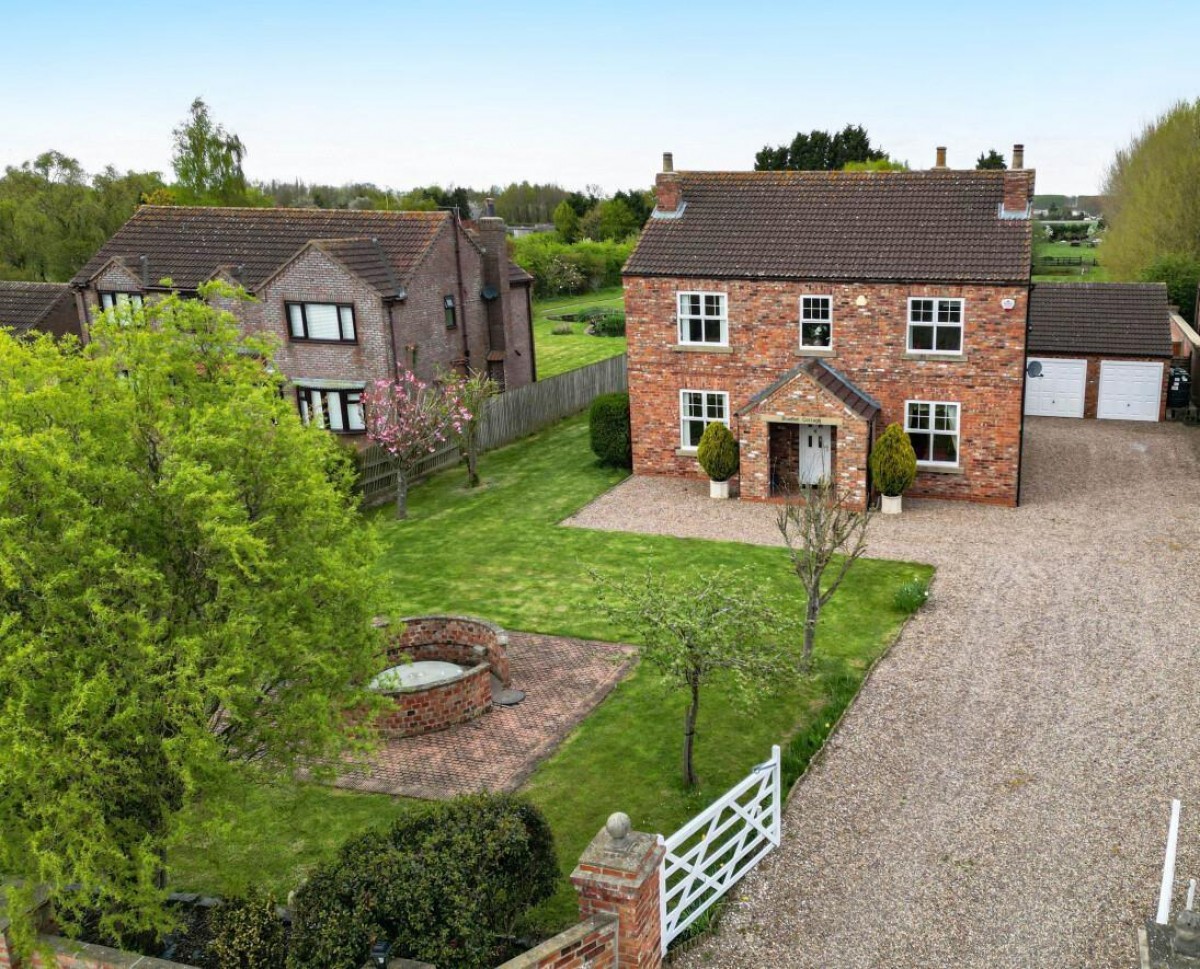 Clay Lane, Breighton, Selby