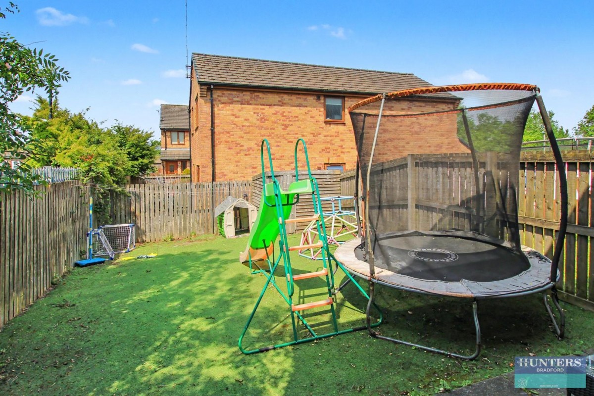 Lorne Street Bradford, West Yorkshire, BD4 7PS