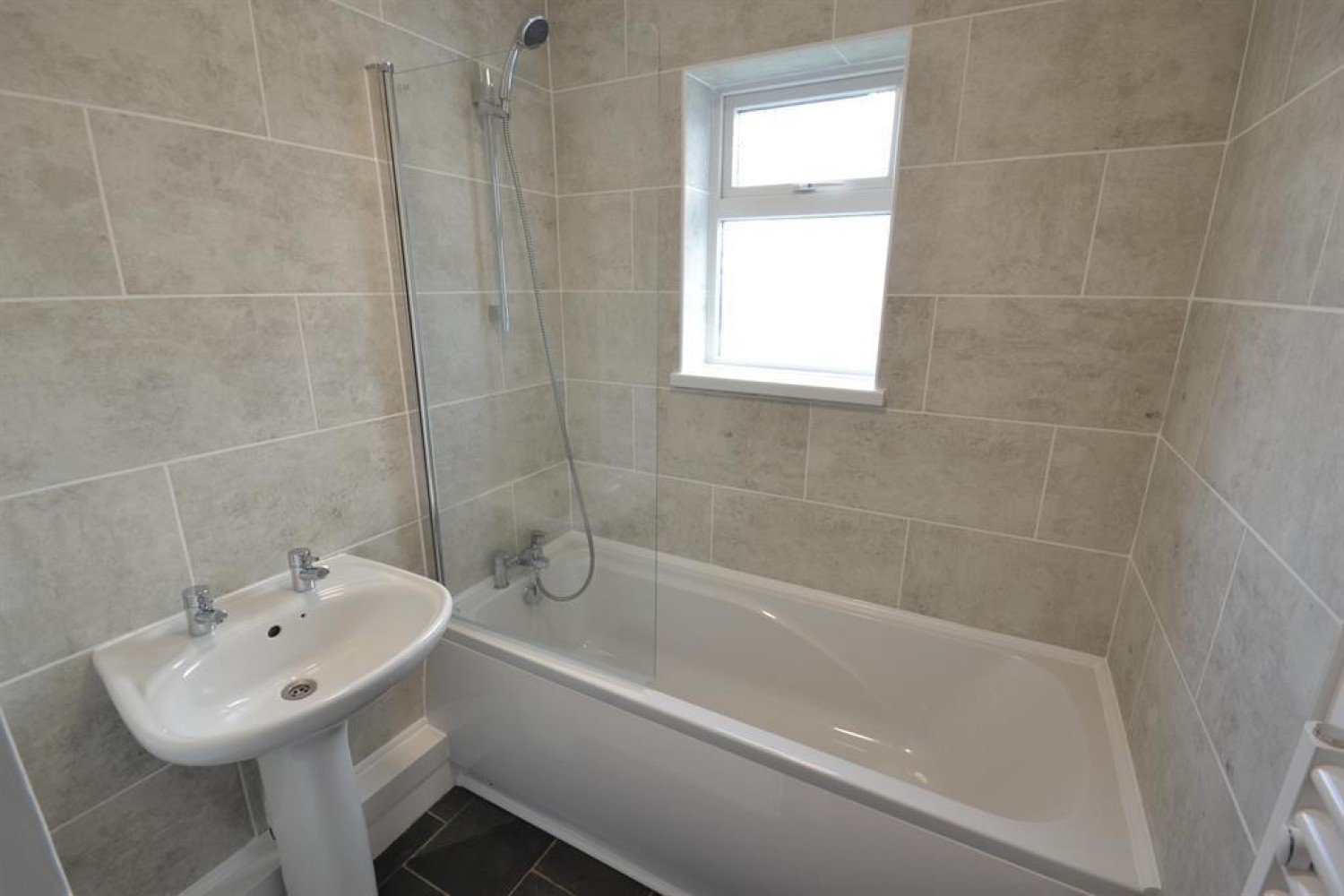 Elliott Close, Exeter, EX4 5ED