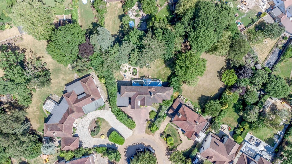 Oakwood Close, Chislehurst