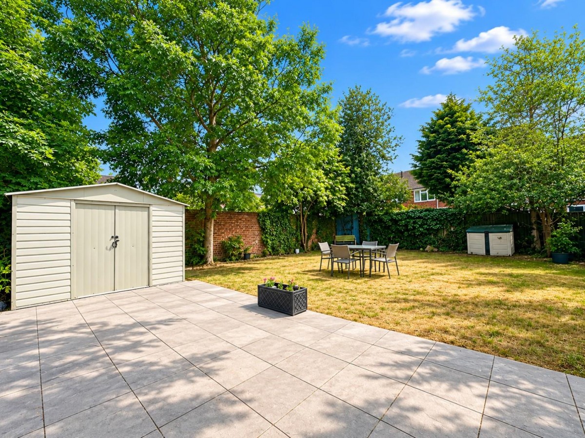Manor Lane, Harlington, Hayes