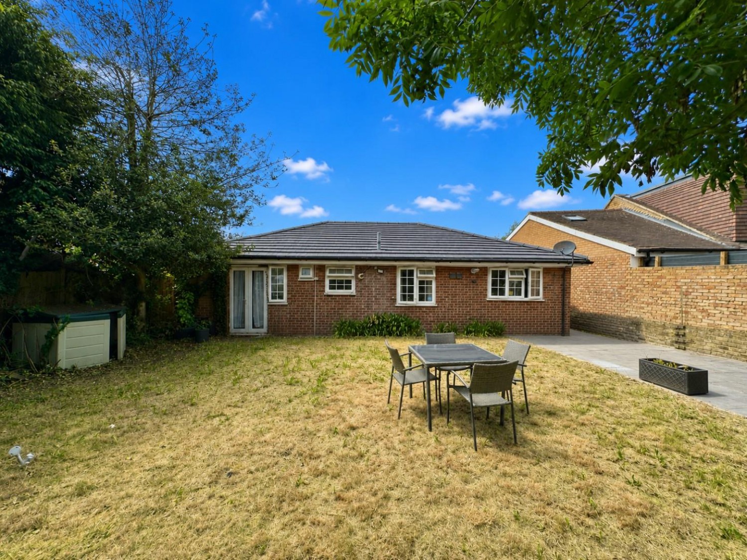 Manor Lane, Harlington, Hayes