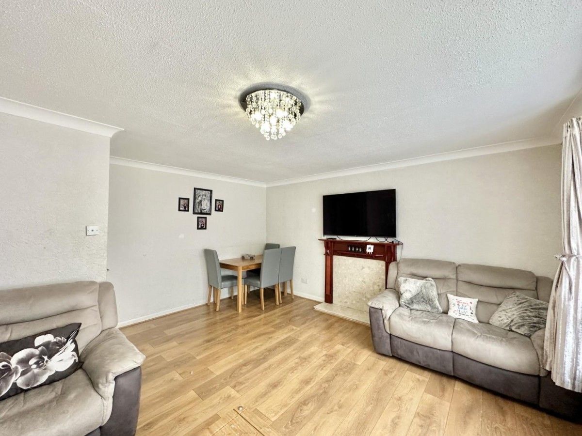 Manor Lane, Harlington, Hayes